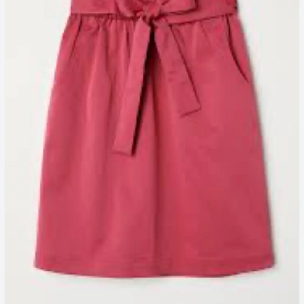 H&M Paperbag Belted Skirt Girly Feminine Preppy Barbiecore Date‎ Night Career 10